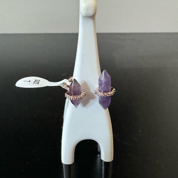 BP Amethyst Winter Wonders Ring (RBP 4143) - Picture 6 of 11